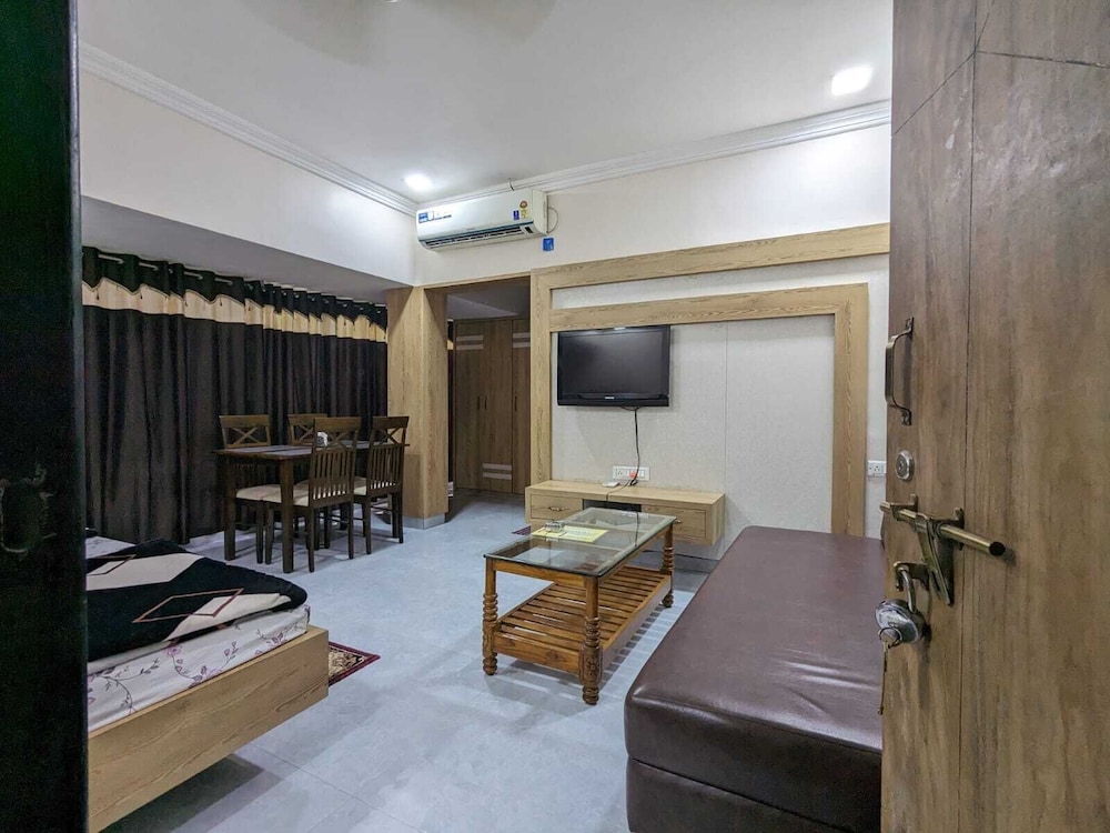 Hotel Shivneri
