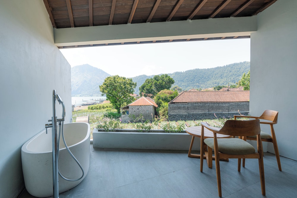 Noya Hotel
