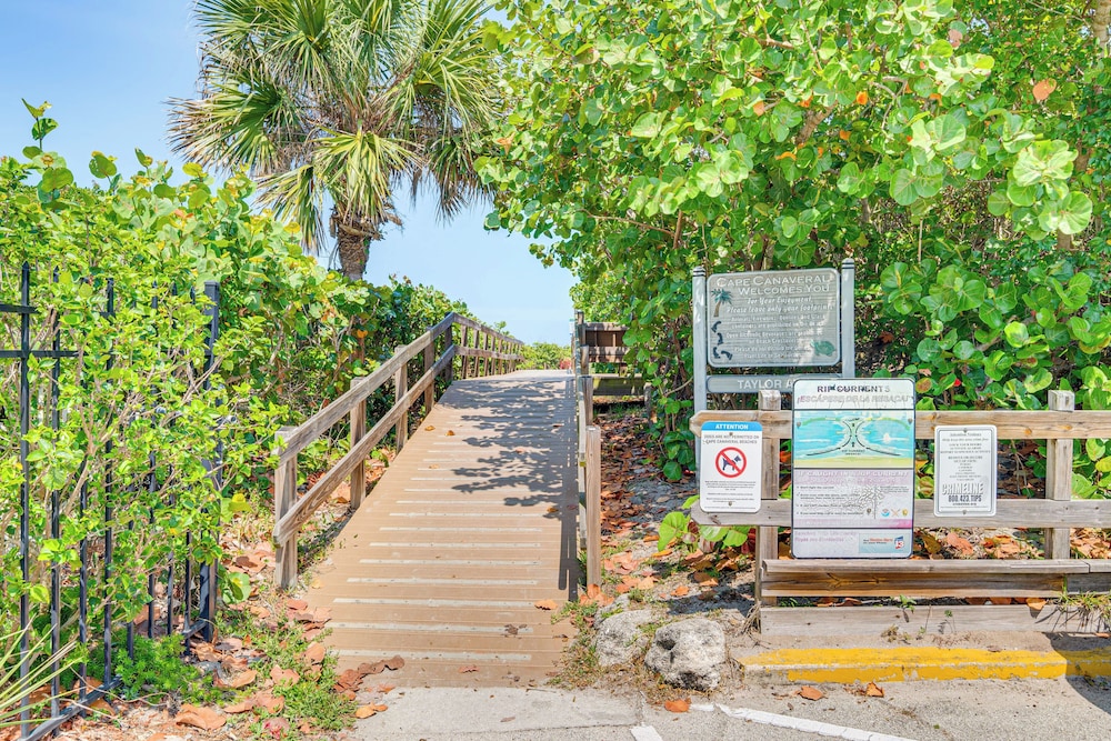 Pool Access: Beachfront Condo in Cape Canaveral!