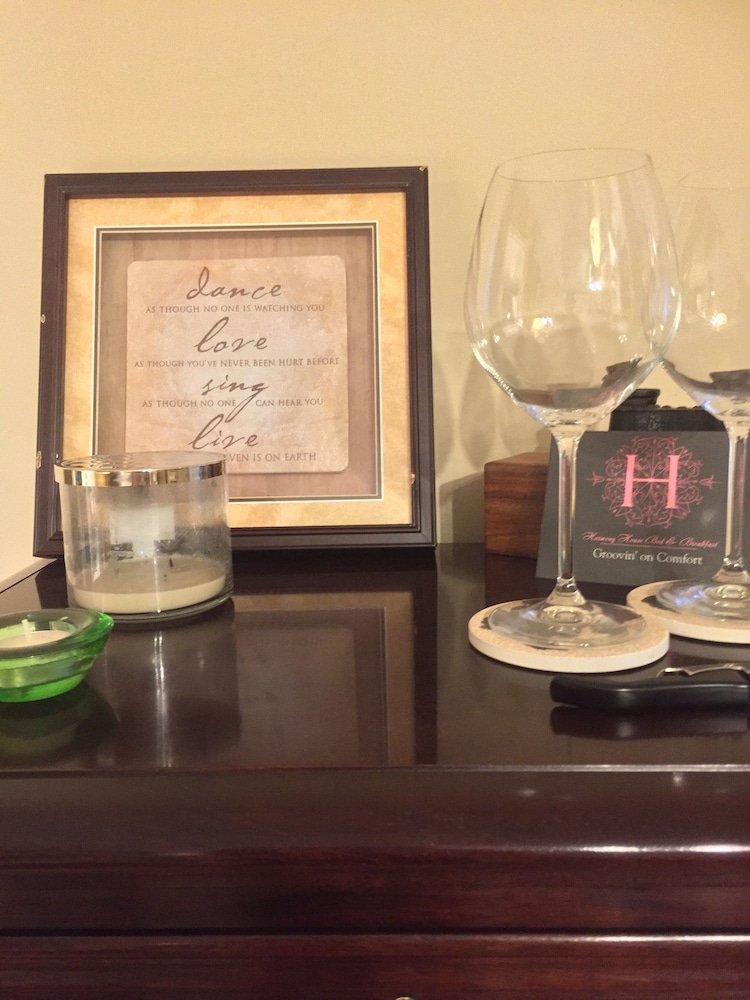 Elevate Rooms Harmony House B&B