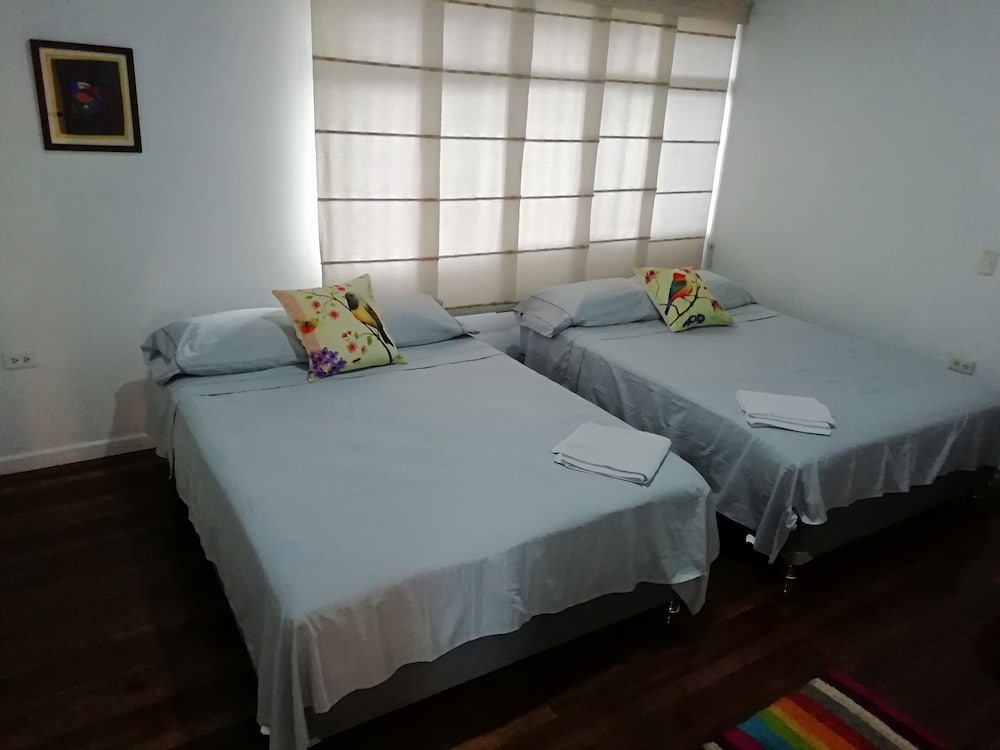 Bed & Breakfast Local Home view 3
