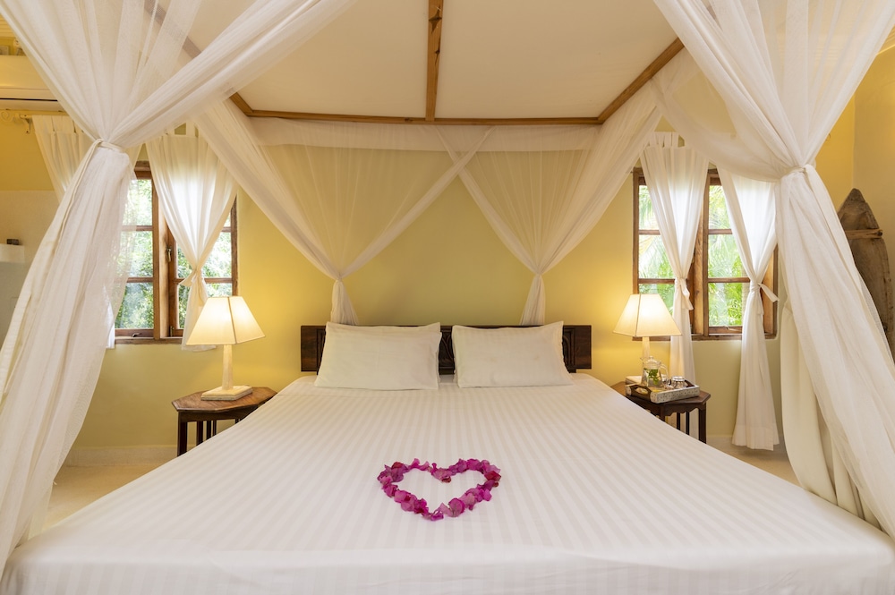 Allamanda Oleander Suite by YourHost view 4
