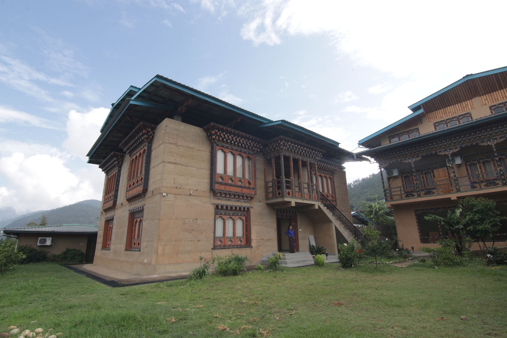 Spirit Village Lodge