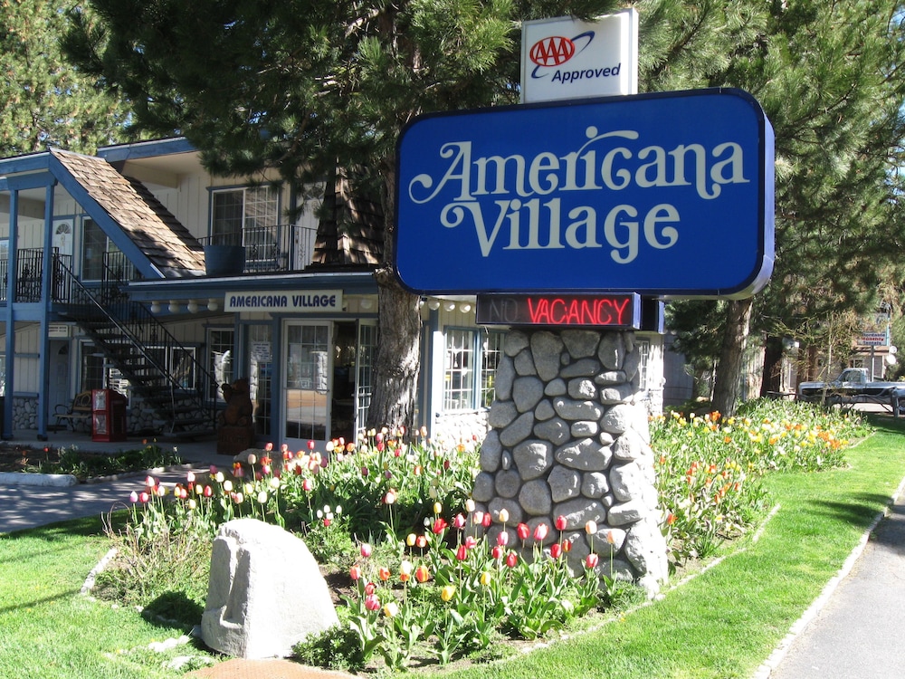 Hotel The Americana Village - Image 1