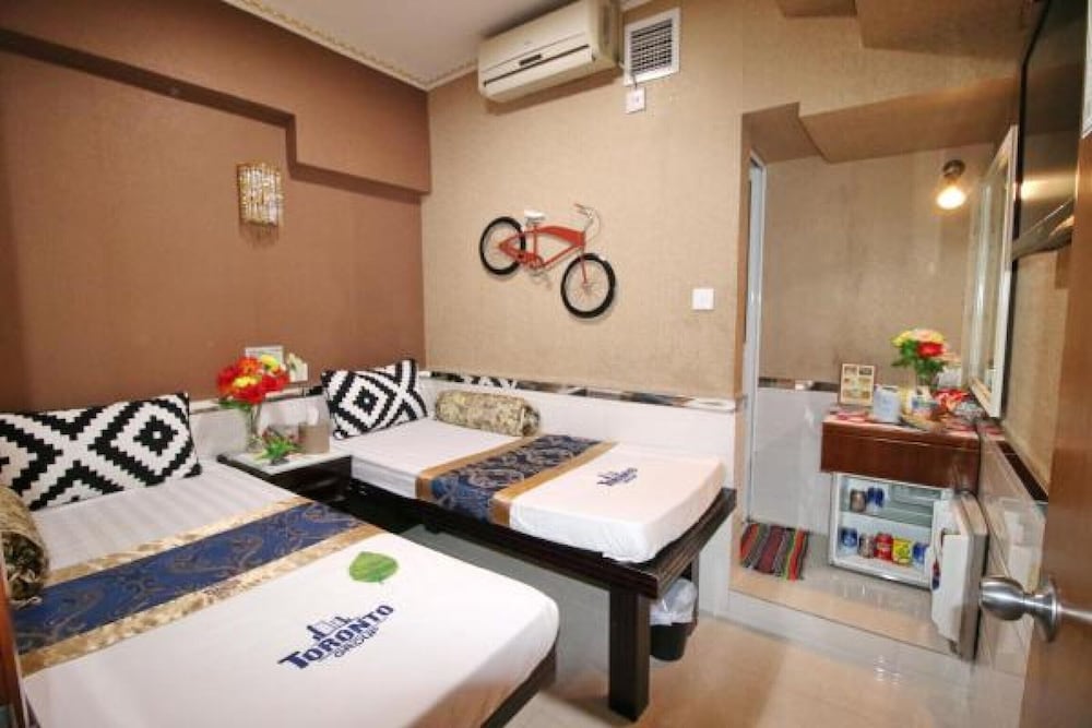 Room in Guest Room - Standard Twin Room 3 view 5