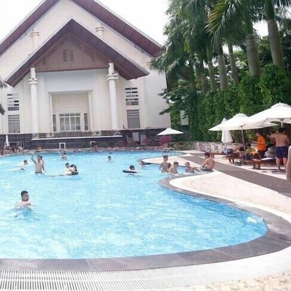 Song Hong Resort view 3