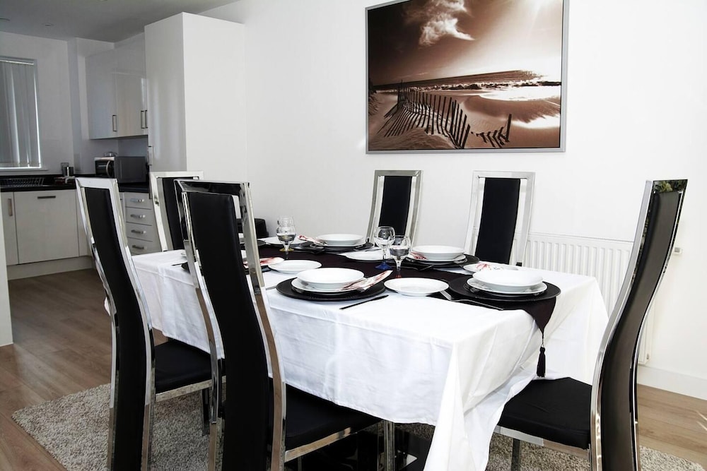 East Central London - Sleeps 6 - Pet Friendly