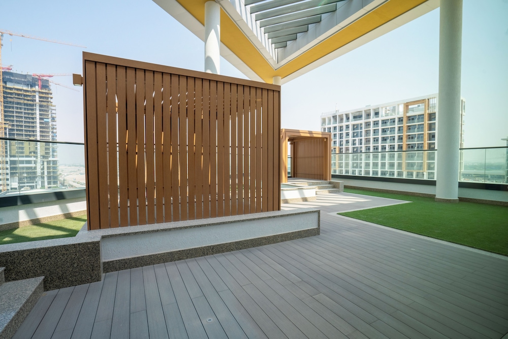 HiGuests - Sobha Waves