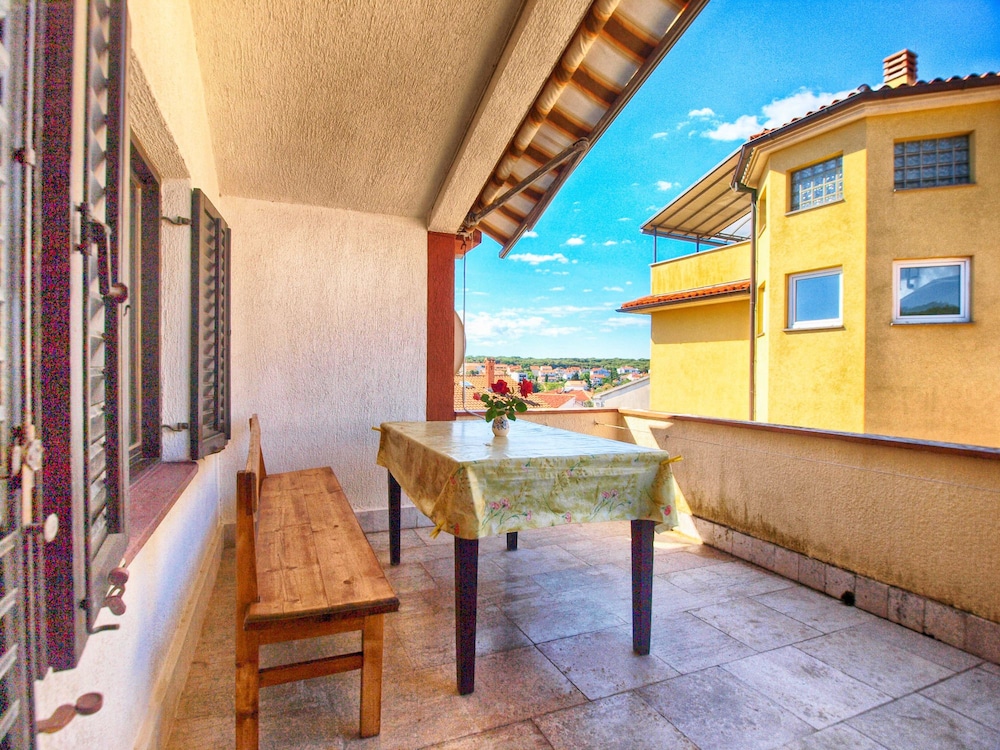 Apartments Antica 1371