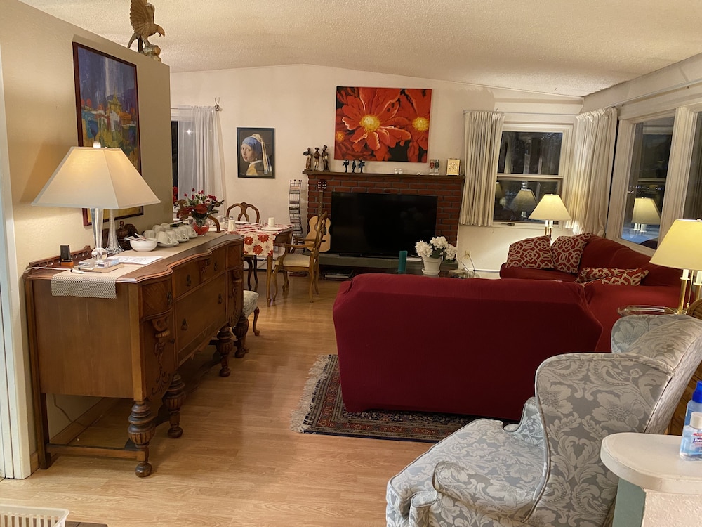 Alaska European Bed & Breakfast