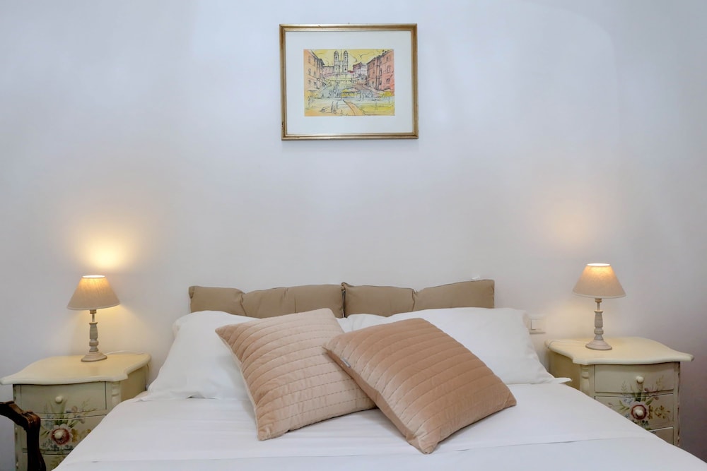 Pellegrino - WR Apartments
