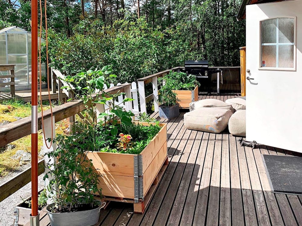 4 Person Holiday Home in Djurhamn