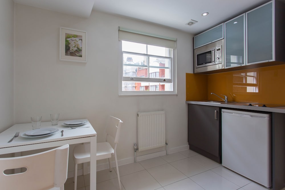 Princes Square Serviced Apartments by Concept Apartments
