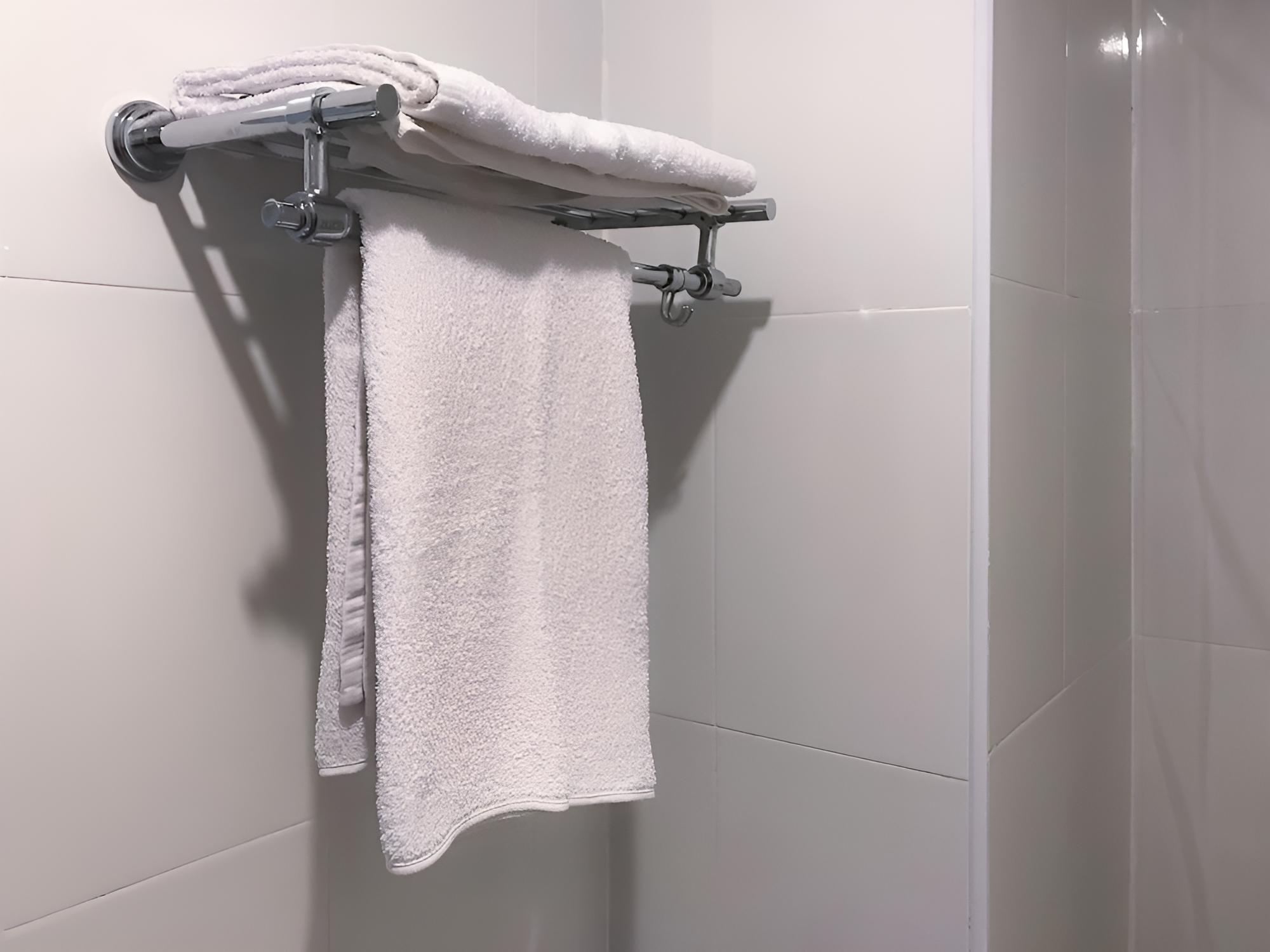 J Two S Pratunam Hotel - Image 3