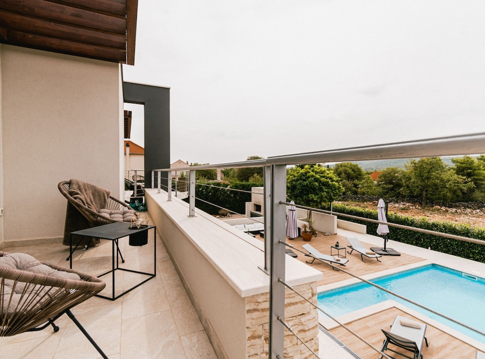 Villa Felicity B4