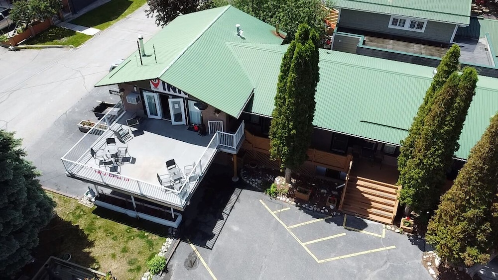 Hotel Destination Inn - Image 1