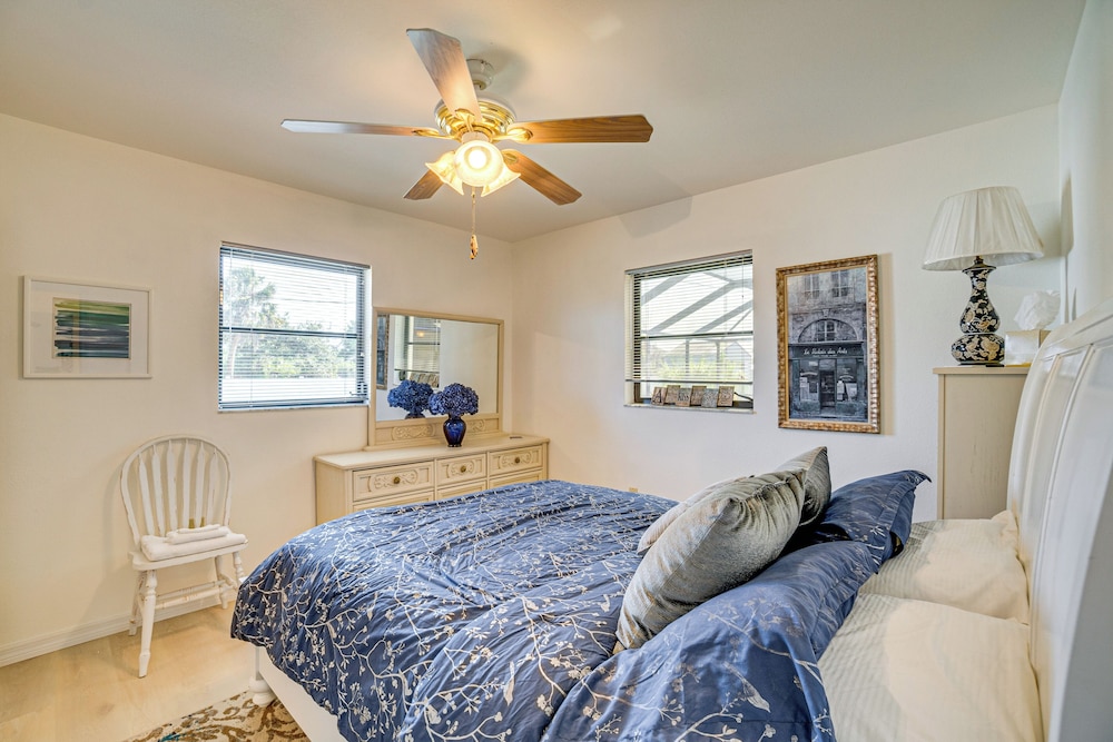 Pool, BBQ & More: Sleek Home in Port Charlotte!