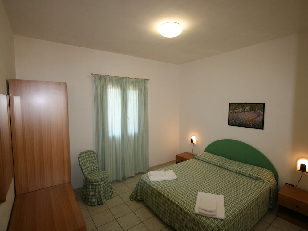 Cozy Apartment with Balcony near Puglia Beach photo 2