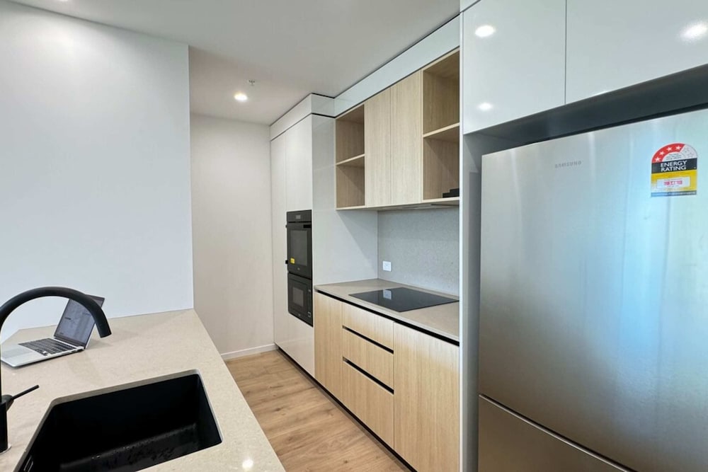 Beautiful 2BR Near the Beach With Pool & Parking!