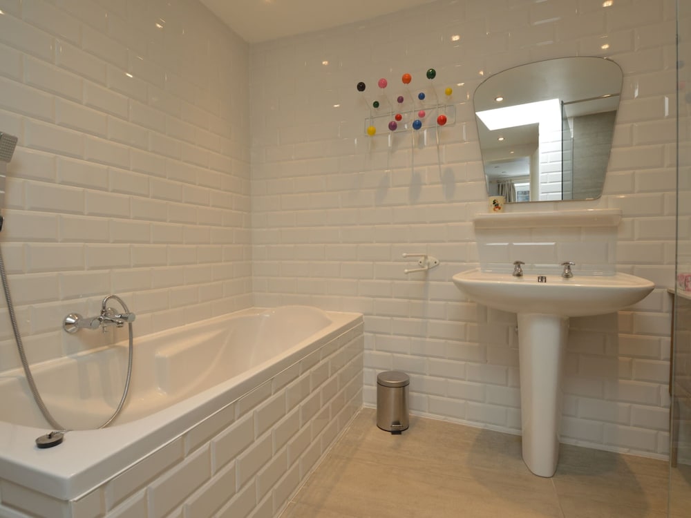 Stylish Stay Near Forest
