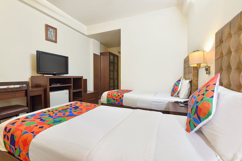 Fabhotel Shikha