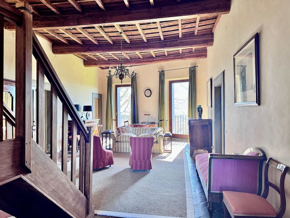 New Estate of Joy a Magnificent Historic Villa Near Rome on Glorious Ground Pool and Olives Galore