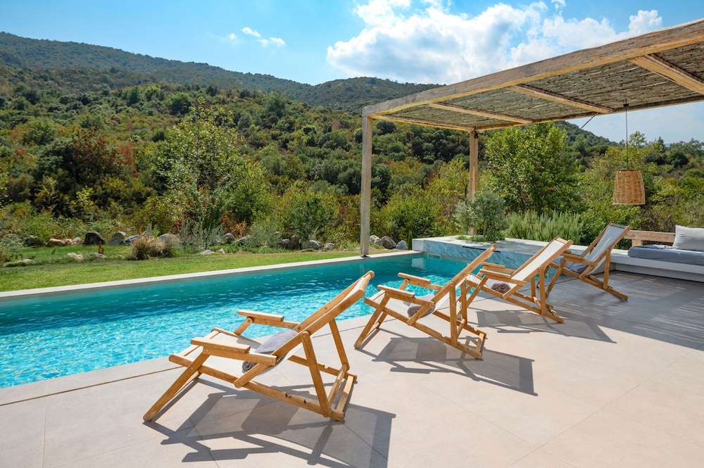 Aristi Villa Ena in Volvi