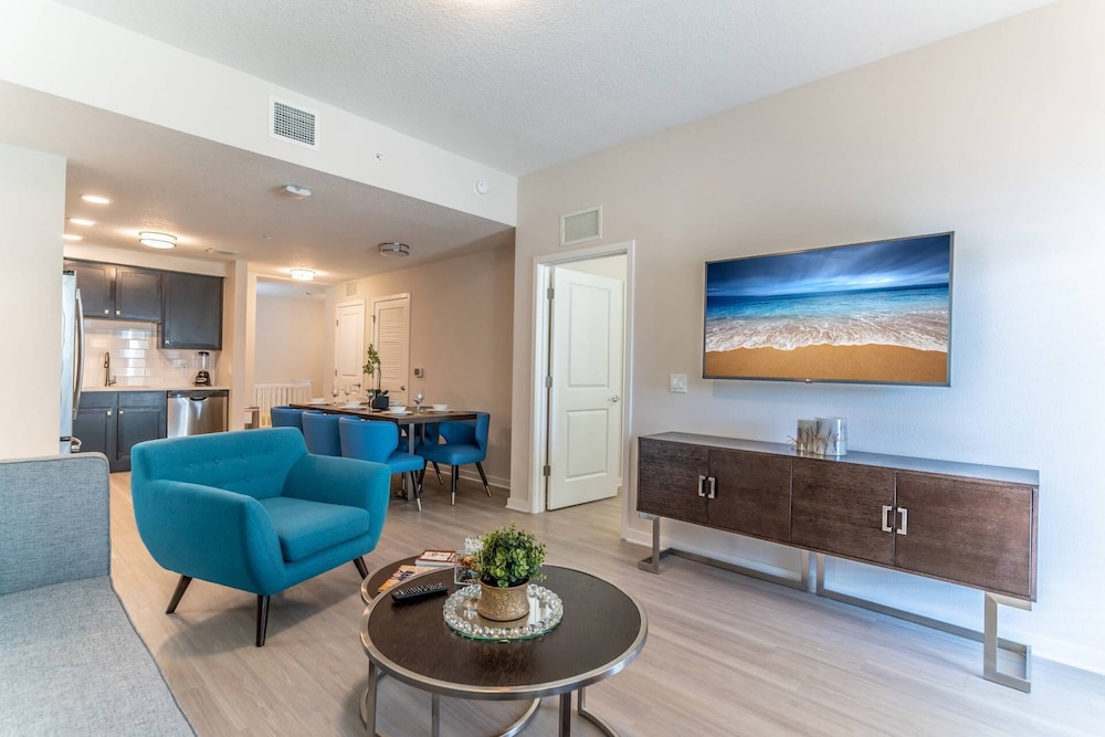 4013 201 Vista Cay