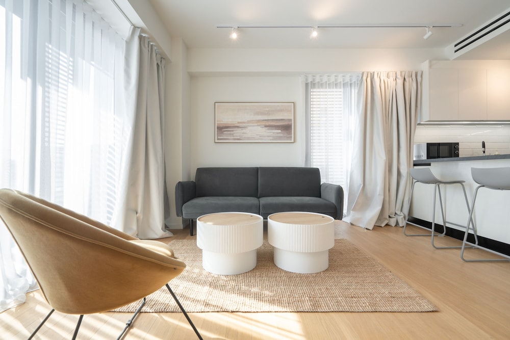 LIV Athinum 1 - Luxury Apartment 3A