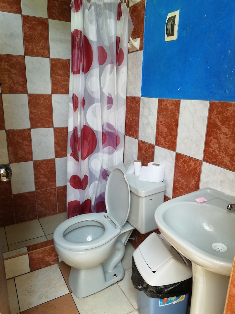 Enkanta Hospedaje - Hostel