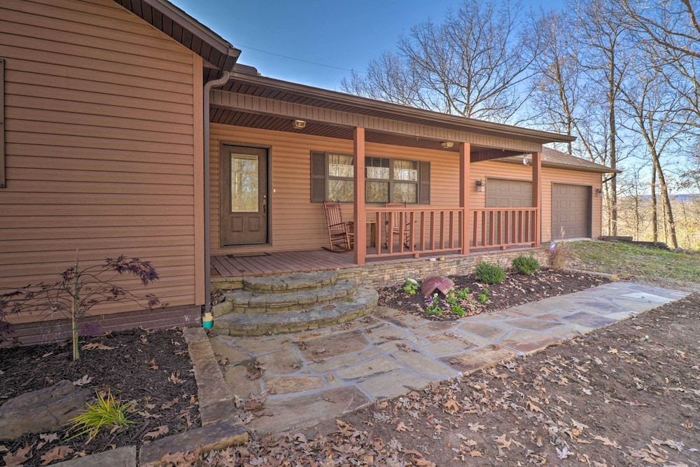 Secluded Marble Falls Family Home w/ Mtn Views!