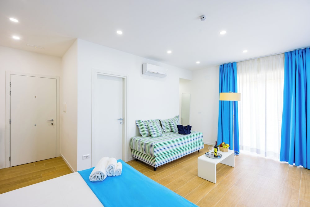 Carlo III guest house