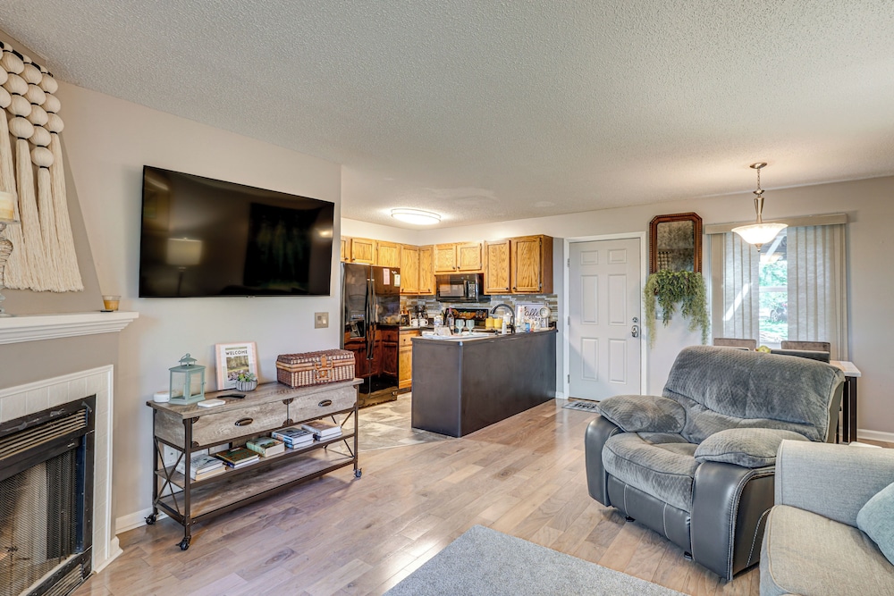 Hike, Fish & Golf: Condo 5 Mi to Ozone Falls!