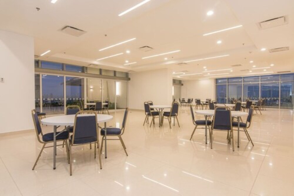 H2 Residences By Nomad Guru