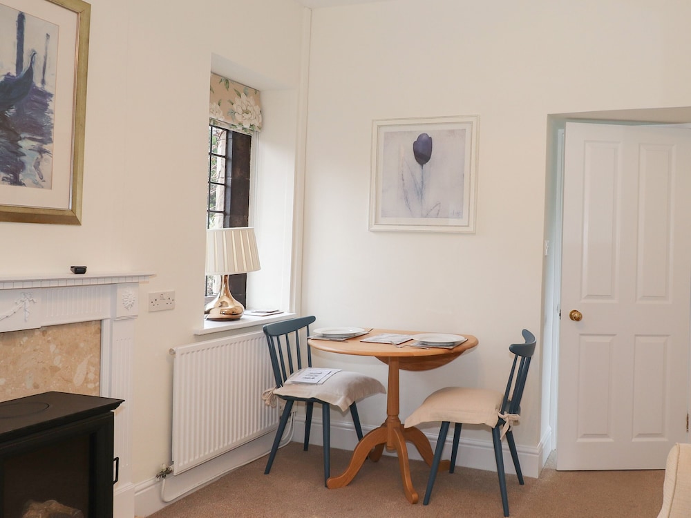 Larch Cottage