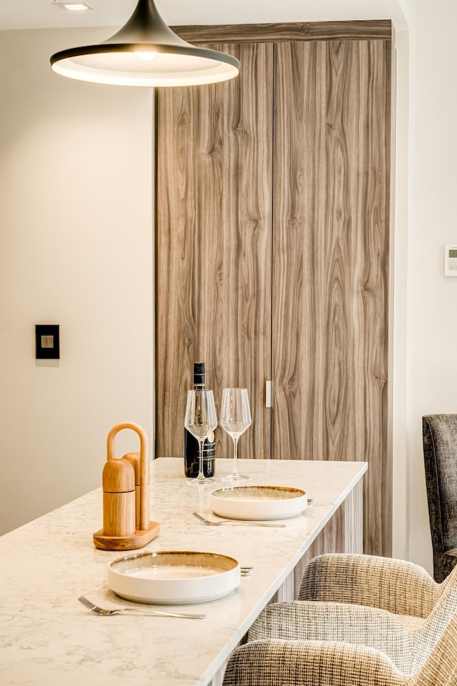 Cape Town Central 1bed Apartment City Suite 1006