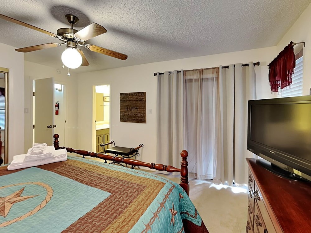 Pinon Park by Ruidoso Vacation Rentals view 3