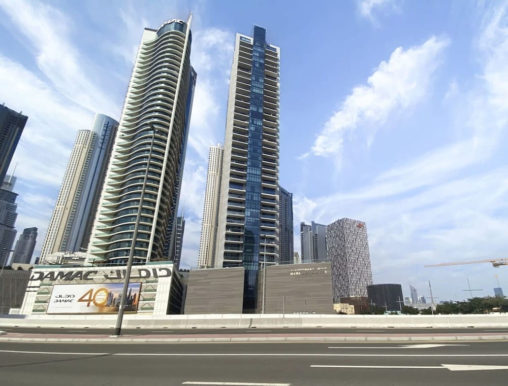 Silkhaus Burj Khalifa Area Extra Single Room