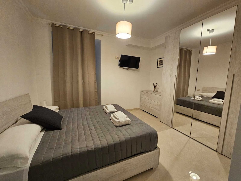 STENDARDI S HOUSE