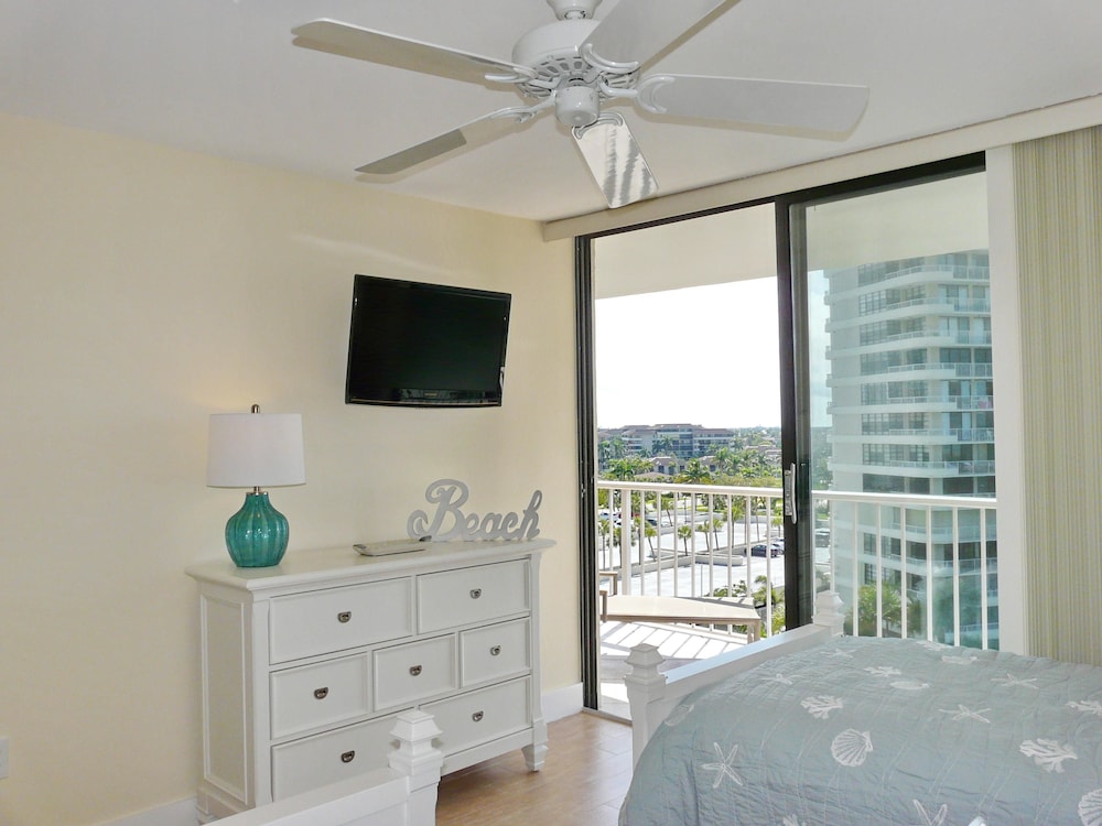 Inviting Condo on Beach With Pool and Tennis Courts view 5