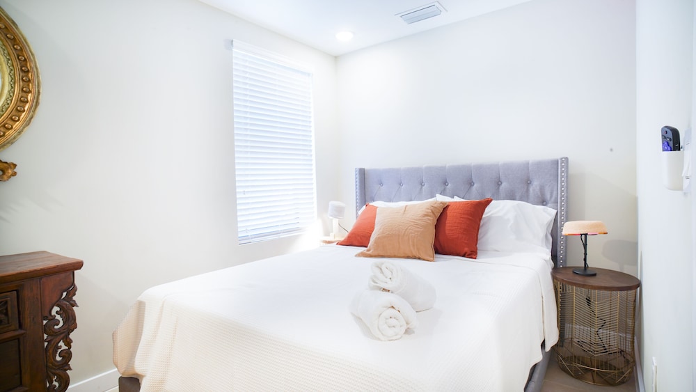 Luxury Comfort Apartment with Parking