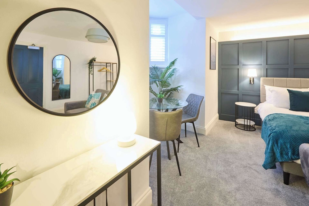 Host Stay The Langley Hotel Apartment 11