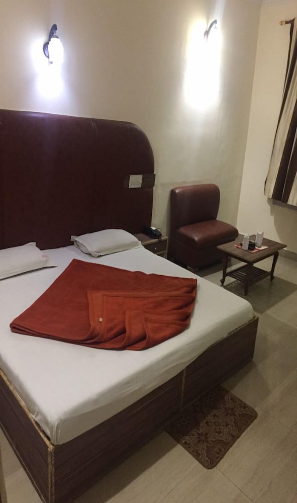 ADB Rooms Hotel India International Dx