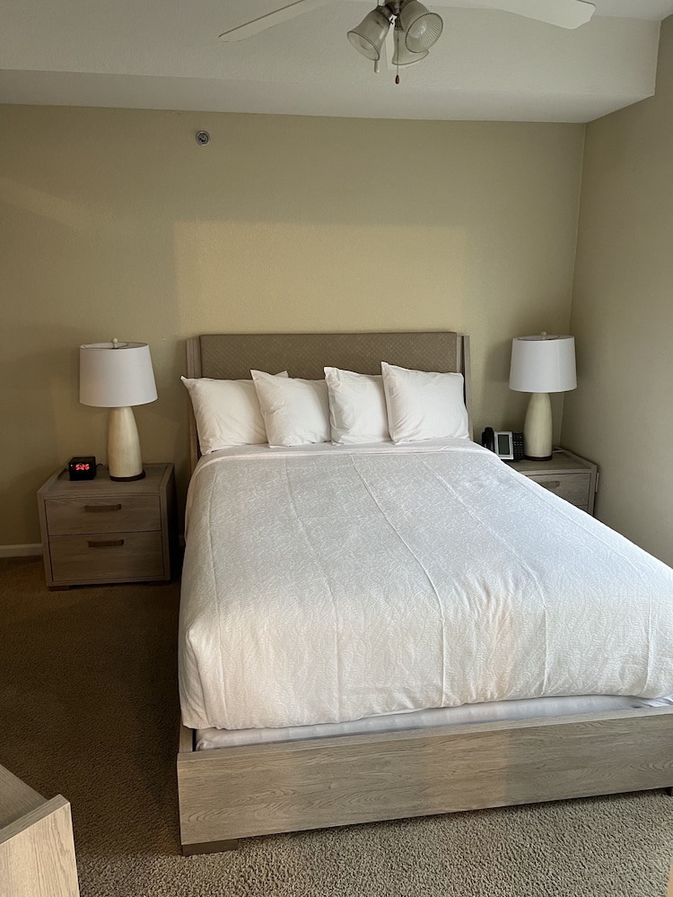 Washburn Hotel Suites view 5
