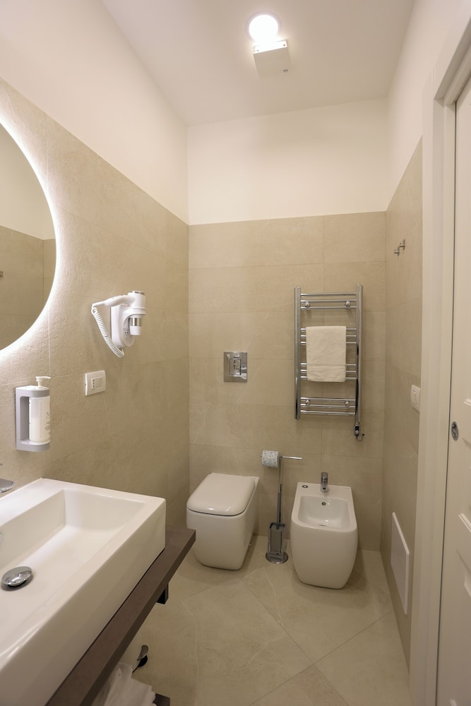 Elysium Relais