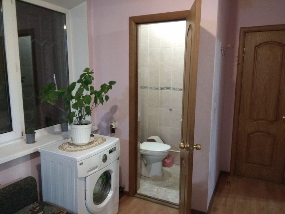Guest House on Griboedovsky 27a - hostel
