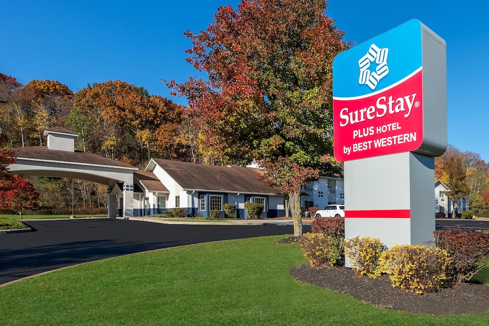 New York City Vacations - SureStay Plus Hotel by Best Western Highland Poughkeepsie - Property Image 6