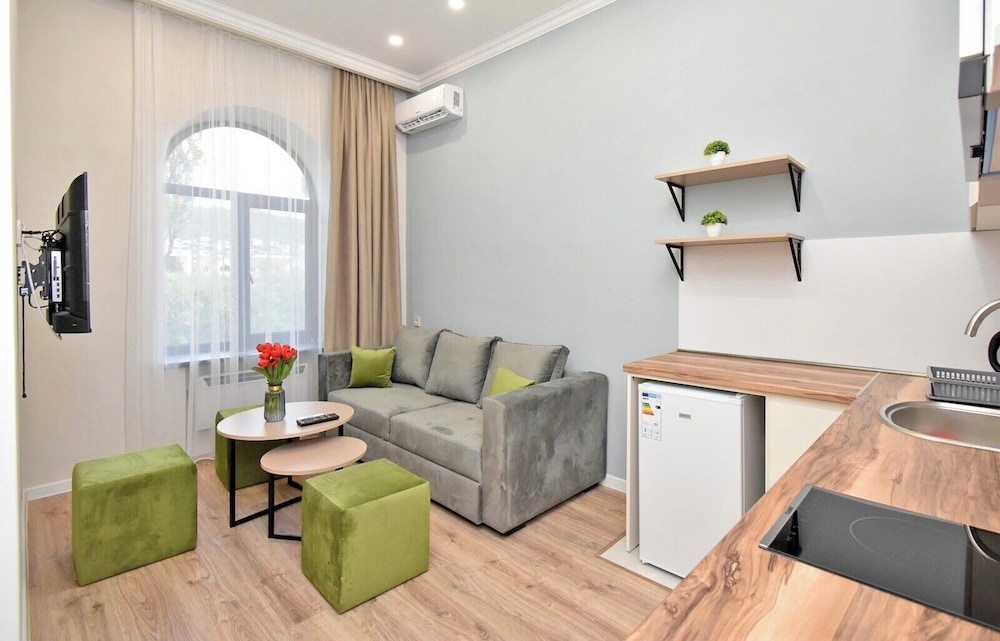 Apartment on Khanjyan street