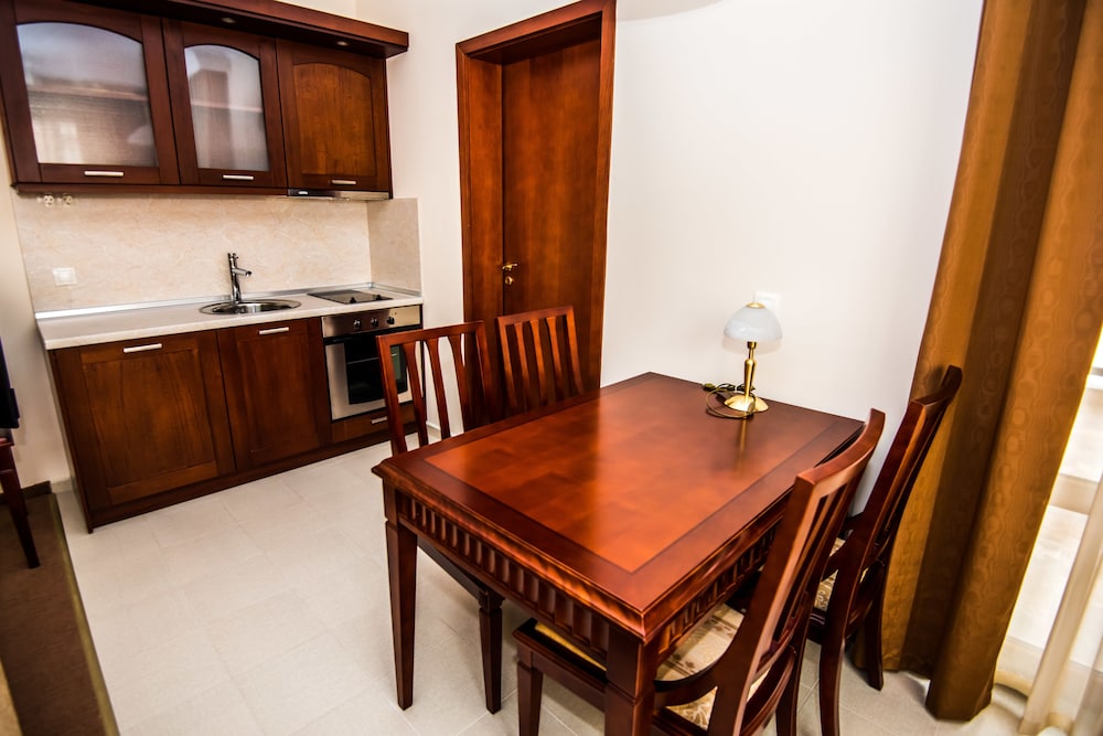 Apartments in Down Town Complex view 4