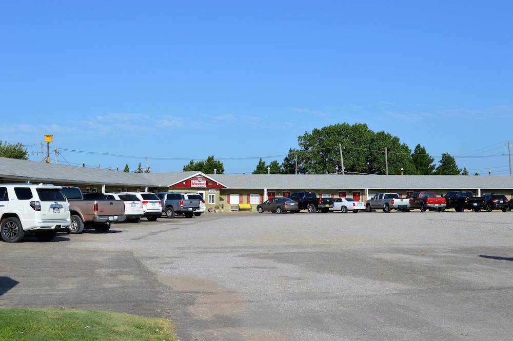 Hays Vacations - Green Acre Motel - Property Image 1